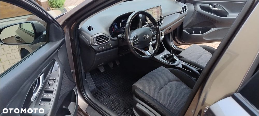 Hyundai i30 1.5 DPI Comfort - 28