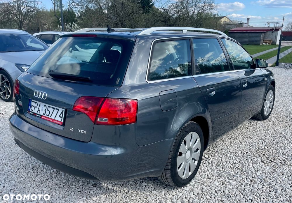 Audi A4 Avant 2.0 TDI - 22