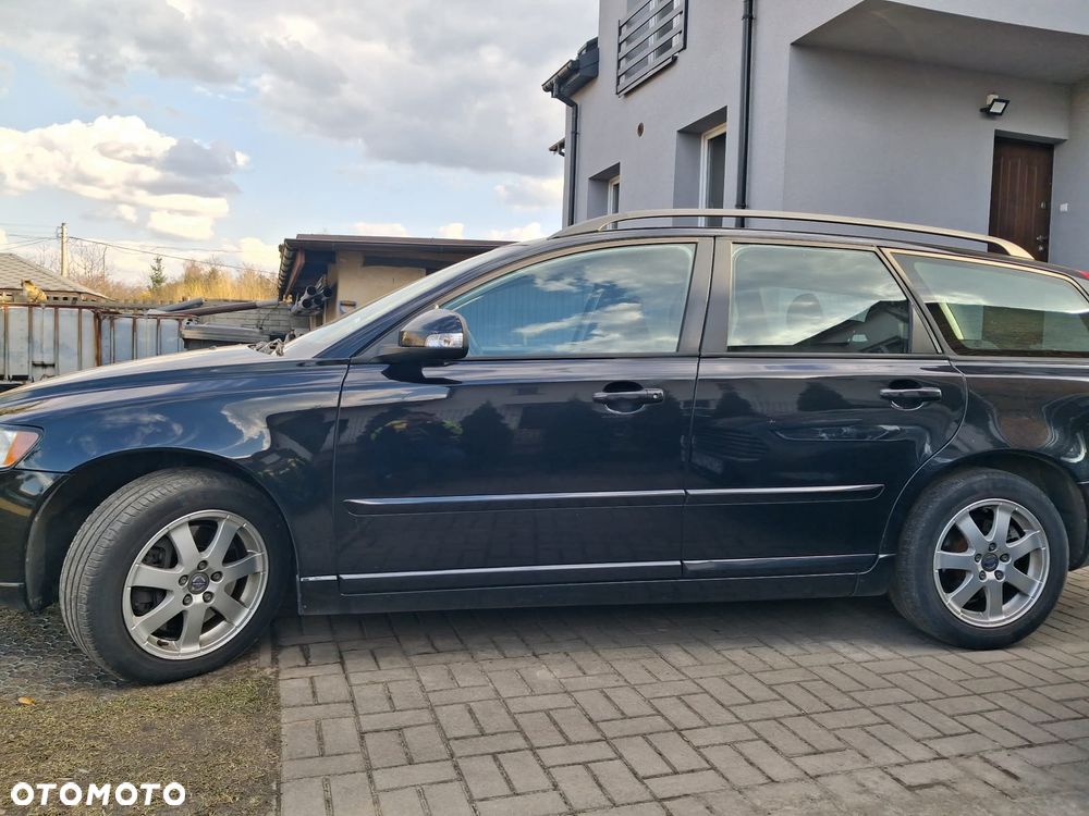 Volvo V50 - 2
