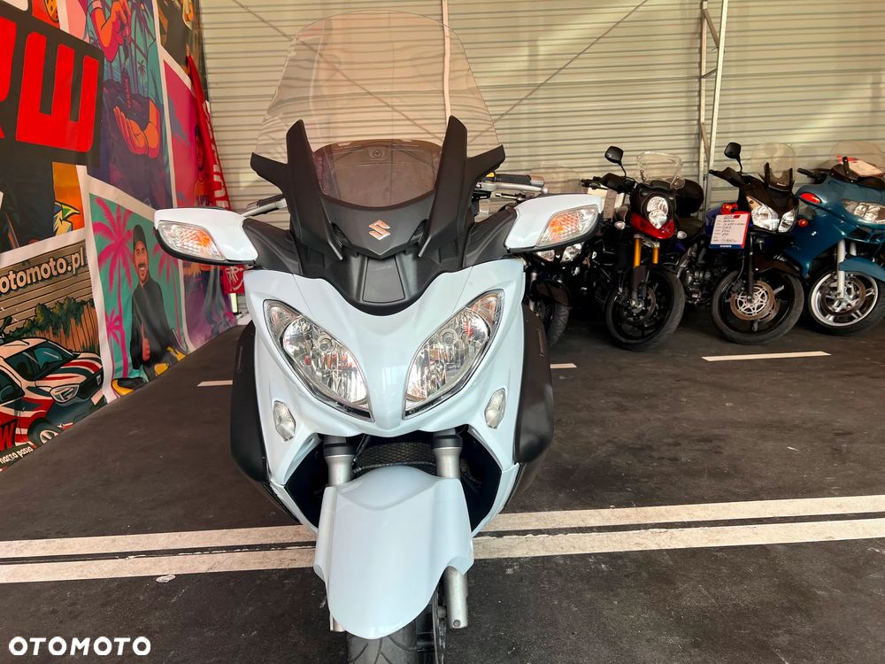 Suzuki Burgman - 20