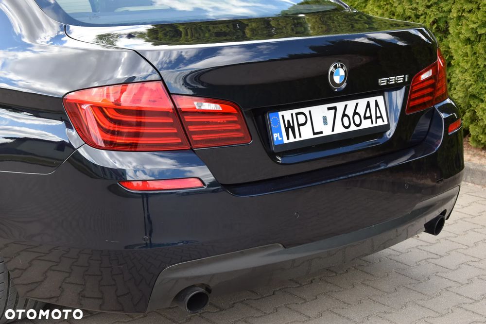 BMW Seria 5 535i Sport-Aut - 13