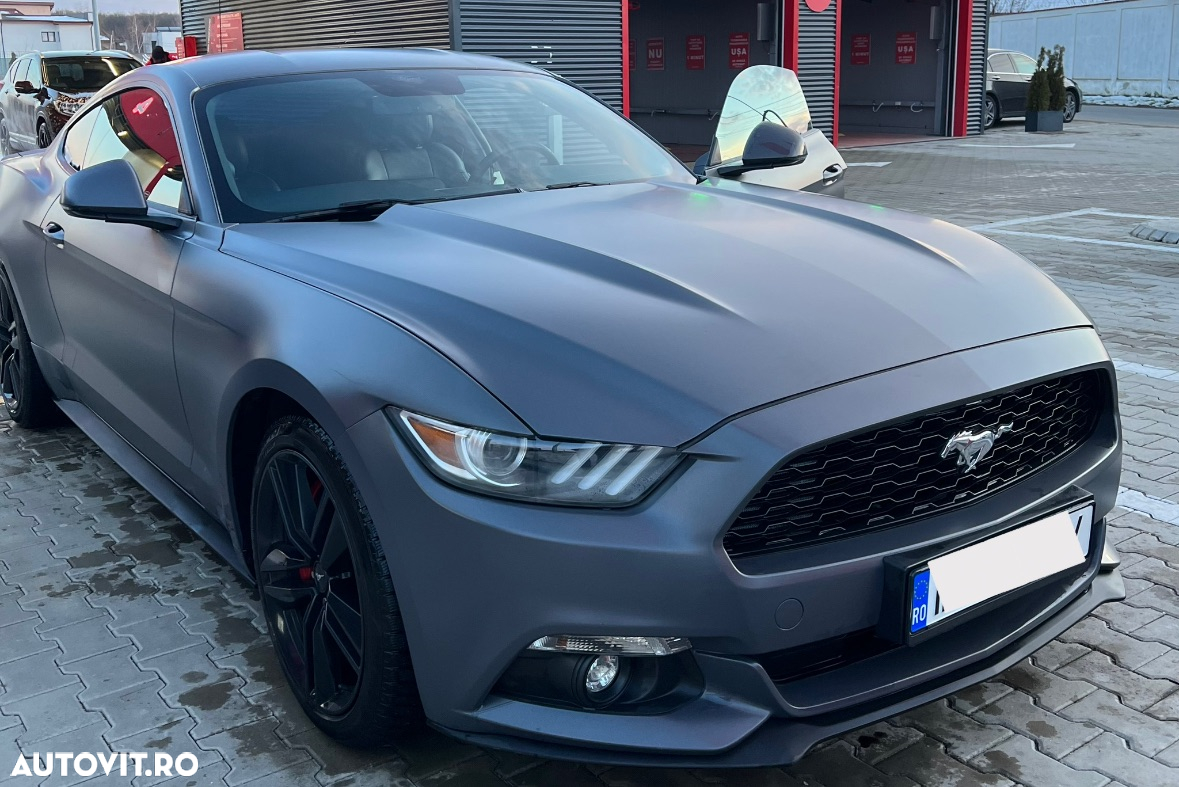 Ford Mustang 2.3 EcoBoost Aut. - 5