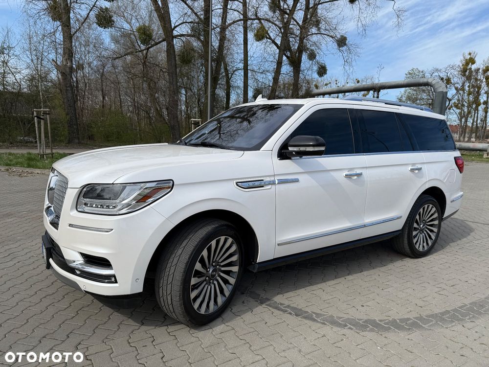 Lincoln Navigator - 2