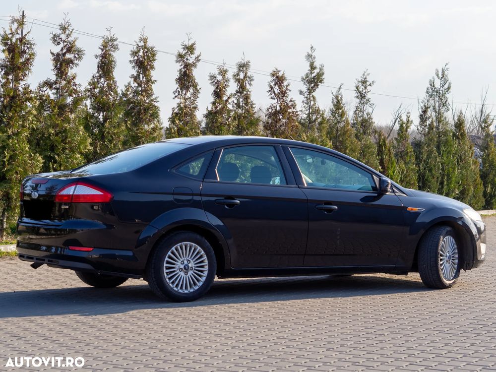 Ford Mondeo 1.8 TDCi Ambiente - 4