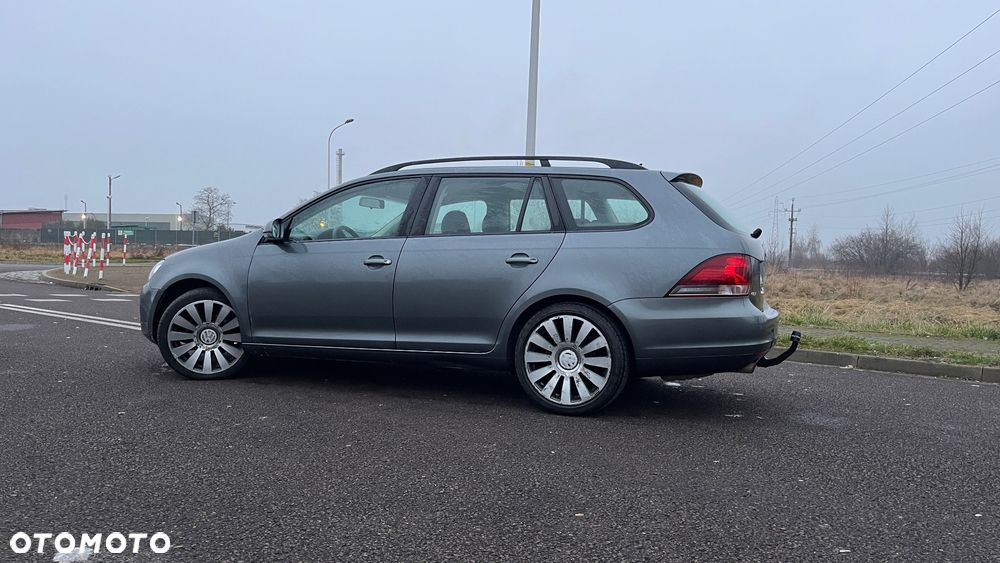 Volkswagen Golf Variant ver-1-2-tsi-move - 4