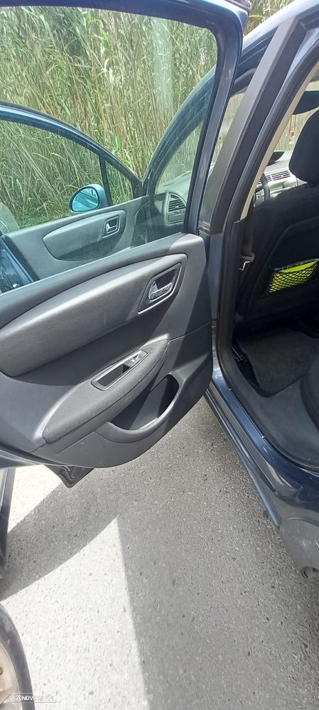 Citroën C4 1.4 16V SX - 11