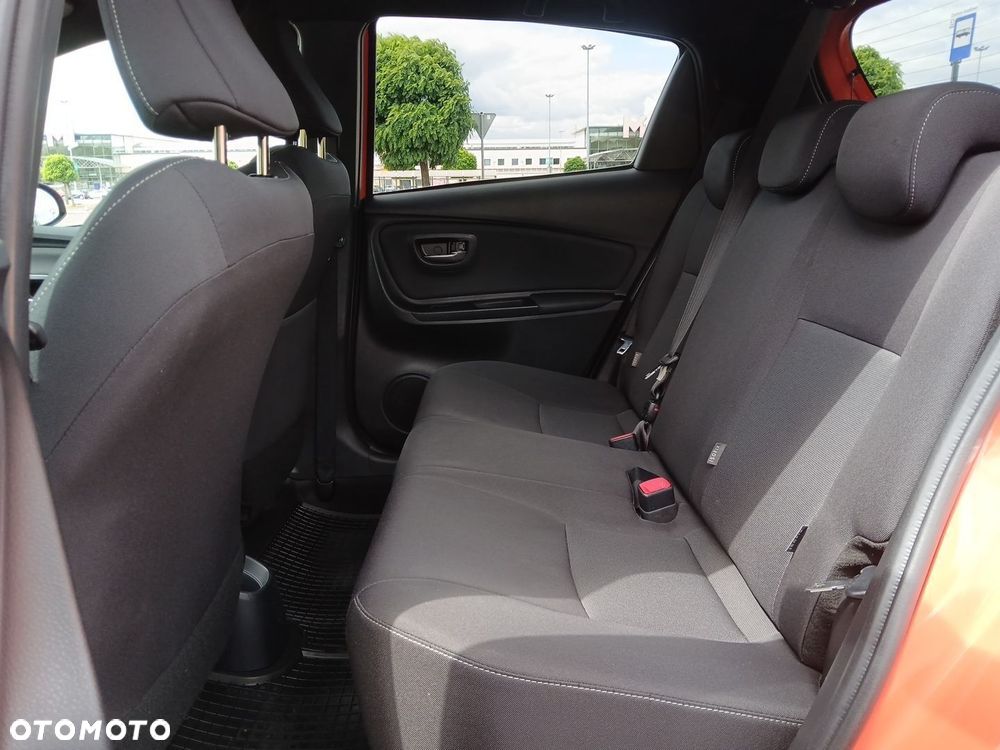 Toyota Yaris - 16