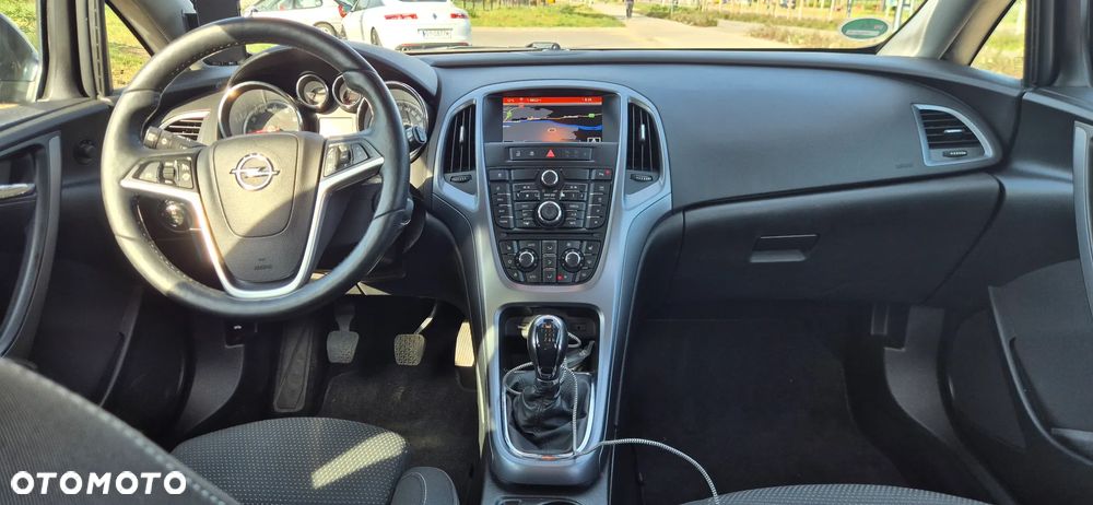 Opel Astra 1.4 Turbo Exklusiv - 8