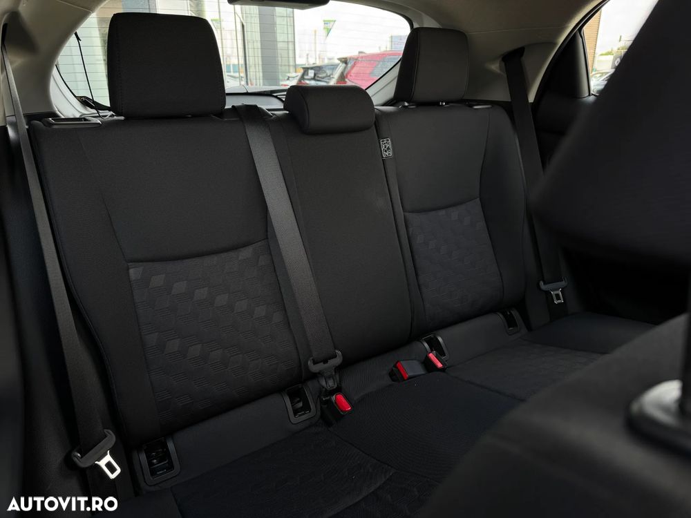 Toyota Yaris - 13