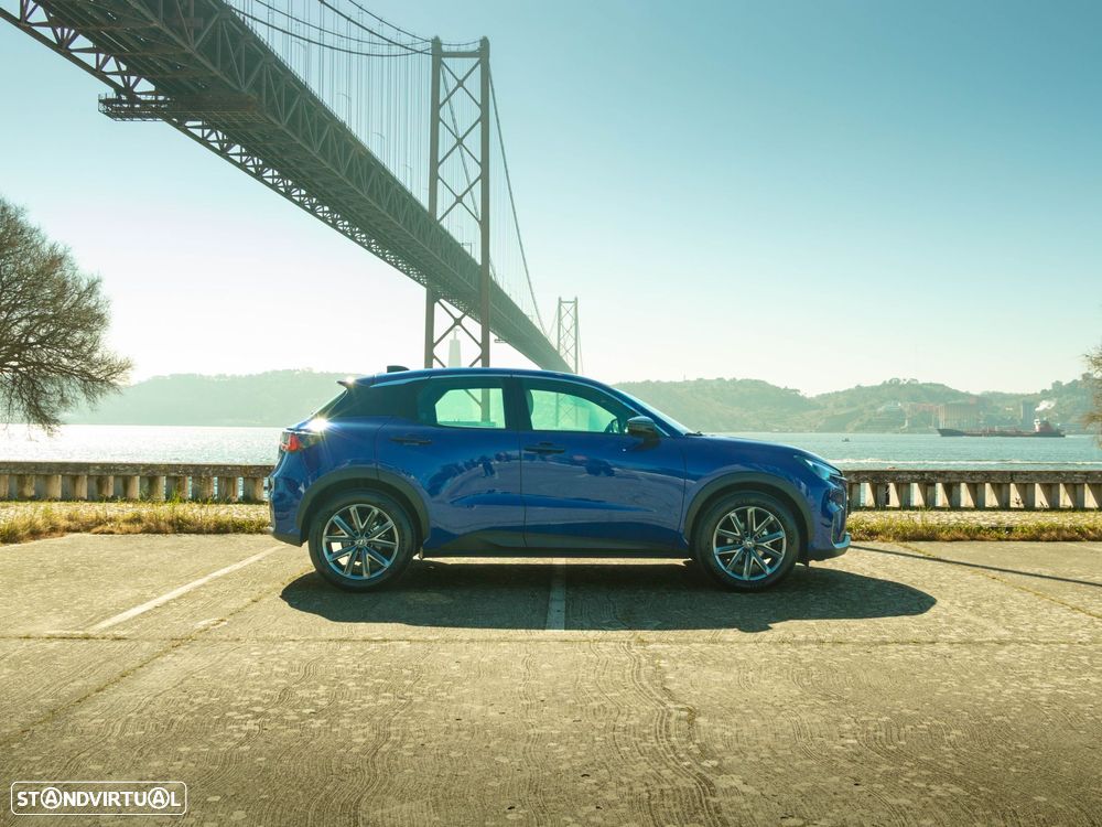 Lexus LBX Elegant - 7