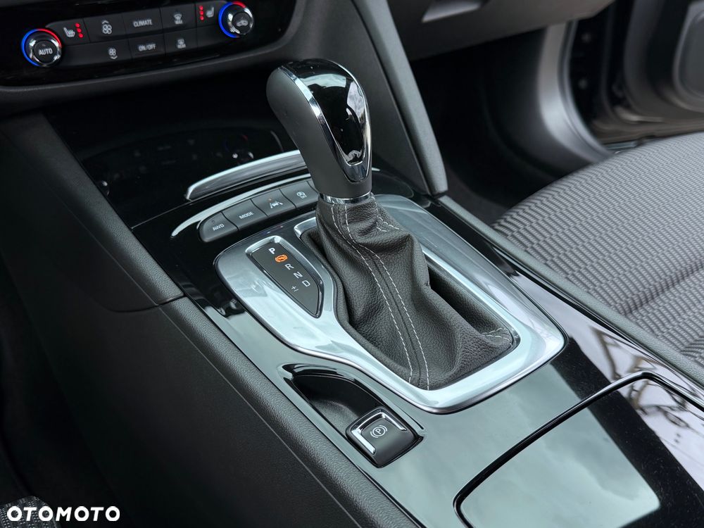 Opel Insignia 2.0 Automatik Business Elegance - 32