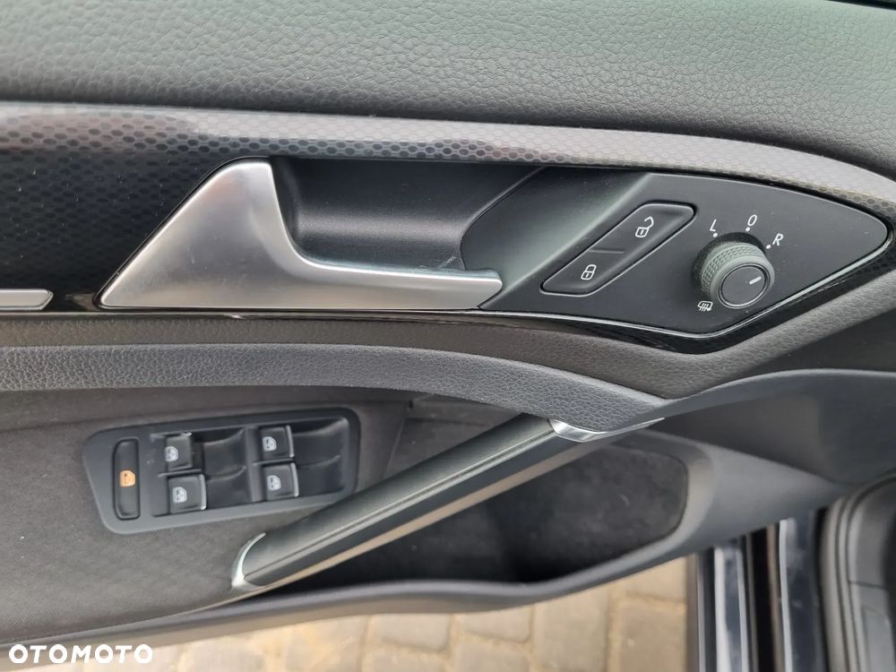 Volkswagen Golf 1.4 TSI BlueMotion Technology Highline - 24