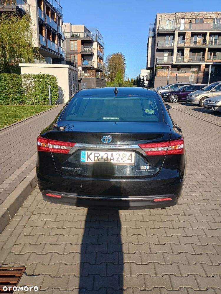 Toyota Avalon - 3