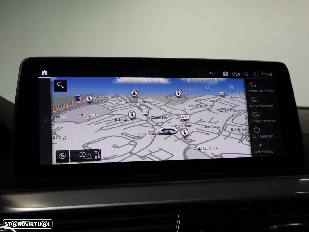 BMW 530 e Line Luxury - 17
