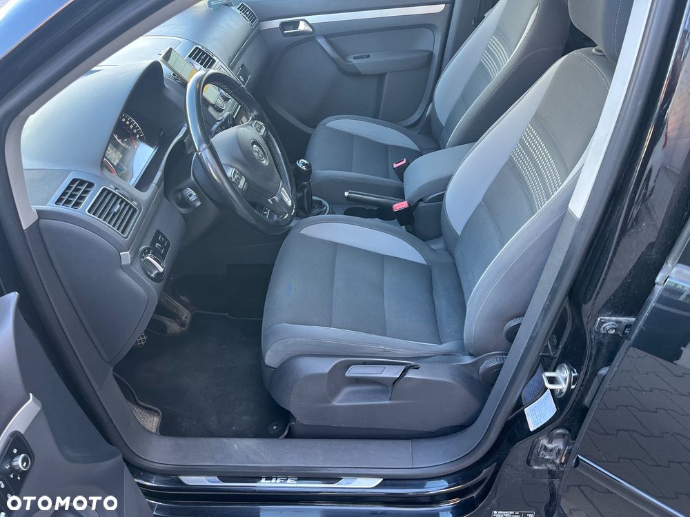Volkswagen Touran 2.0 TDI DPF Life - 27