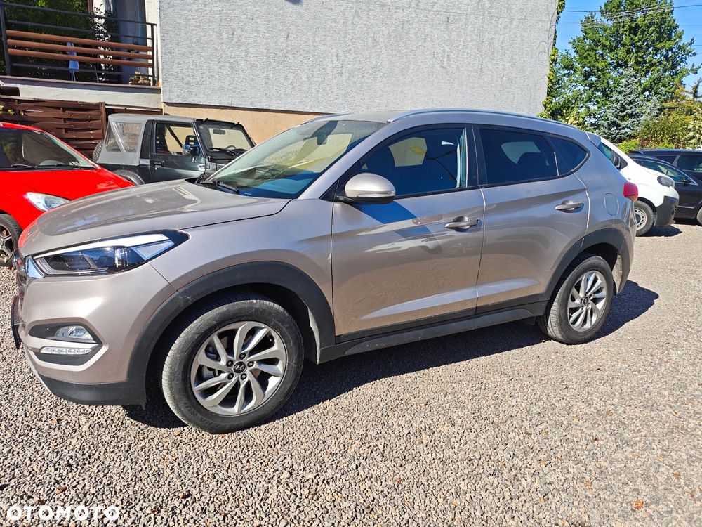 Hyundai Tucson 2.0 CRDi 4WD Automatik Intro Edition - 3