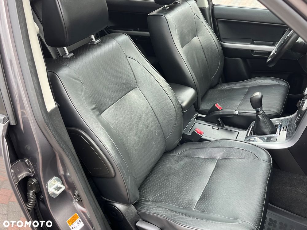 Suzuki Grand Vitara 1.9 DDiS Premium EU5 - 28