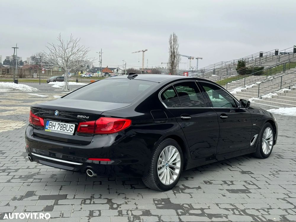 BMW Seria 5 520d AT - 3