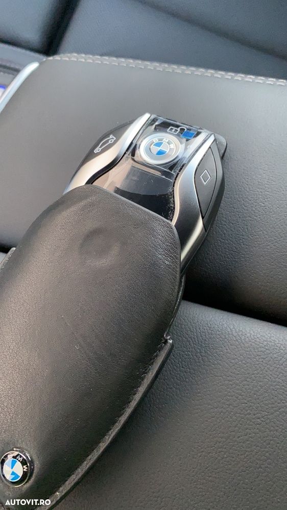 BMW Seria 8 - 21
