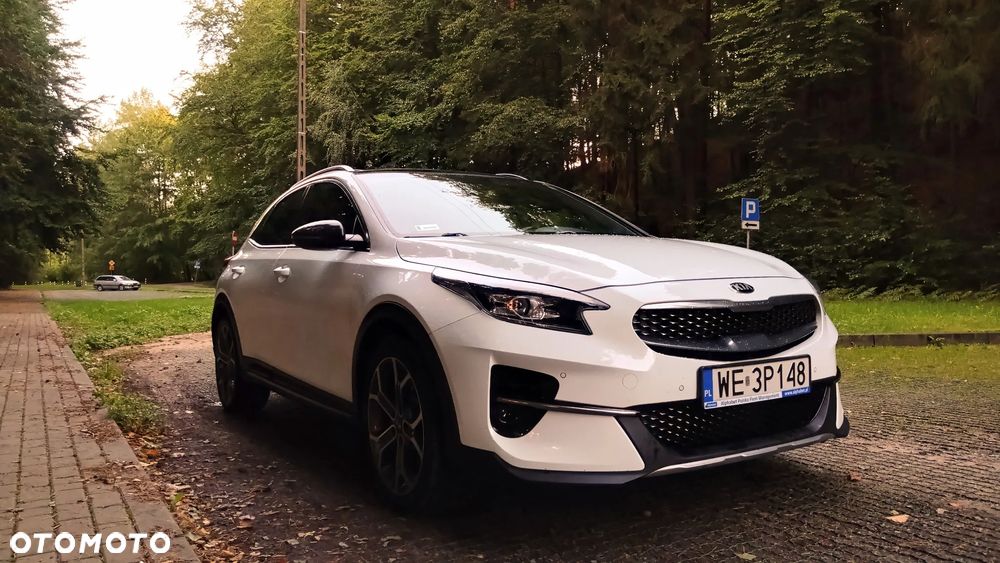 Kia XCeed 1.5 T-GDI L Business Line DCT - 1