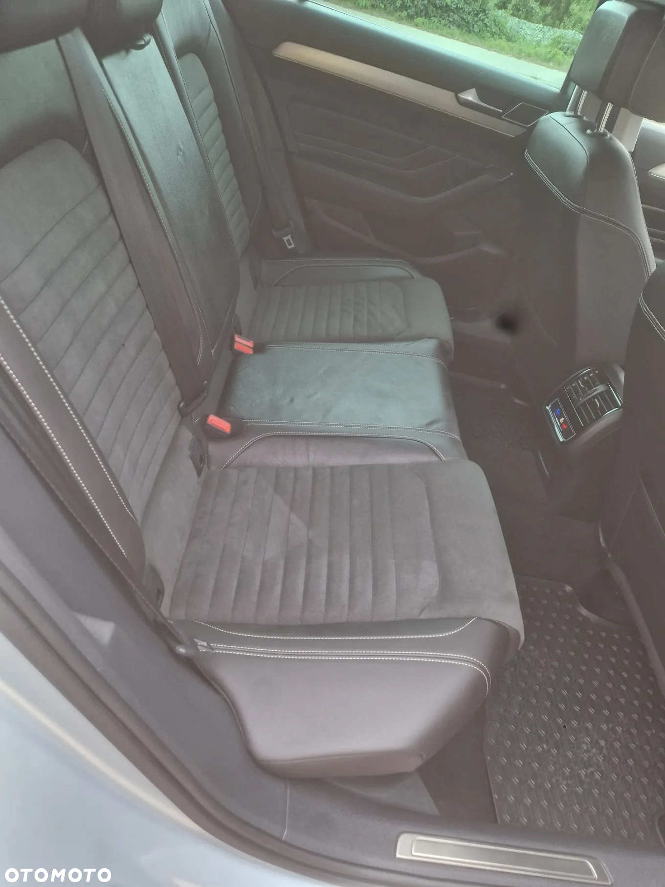Volkswagen Passat 2.0 TDI 4Mot Elegance DSG - 16