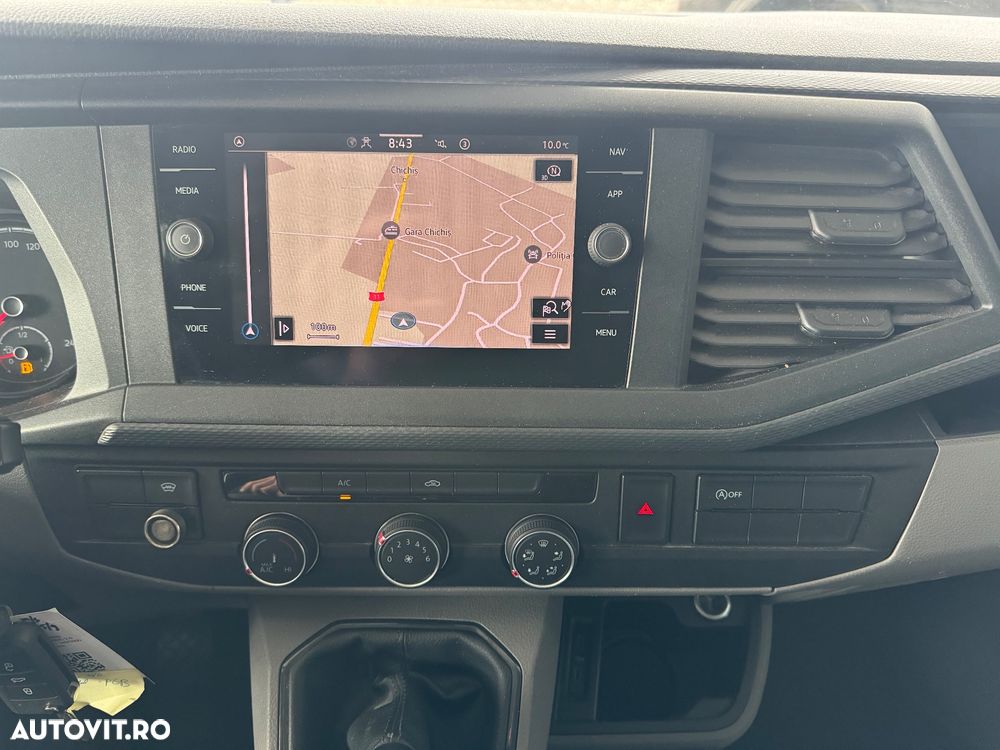 Volkswagen Transporter - 25