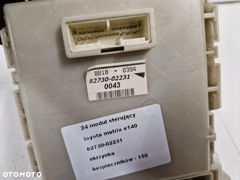 toyota matrix 2 ii e140 1.8 b moduł sterujący skrzynka bezpieczników - 6