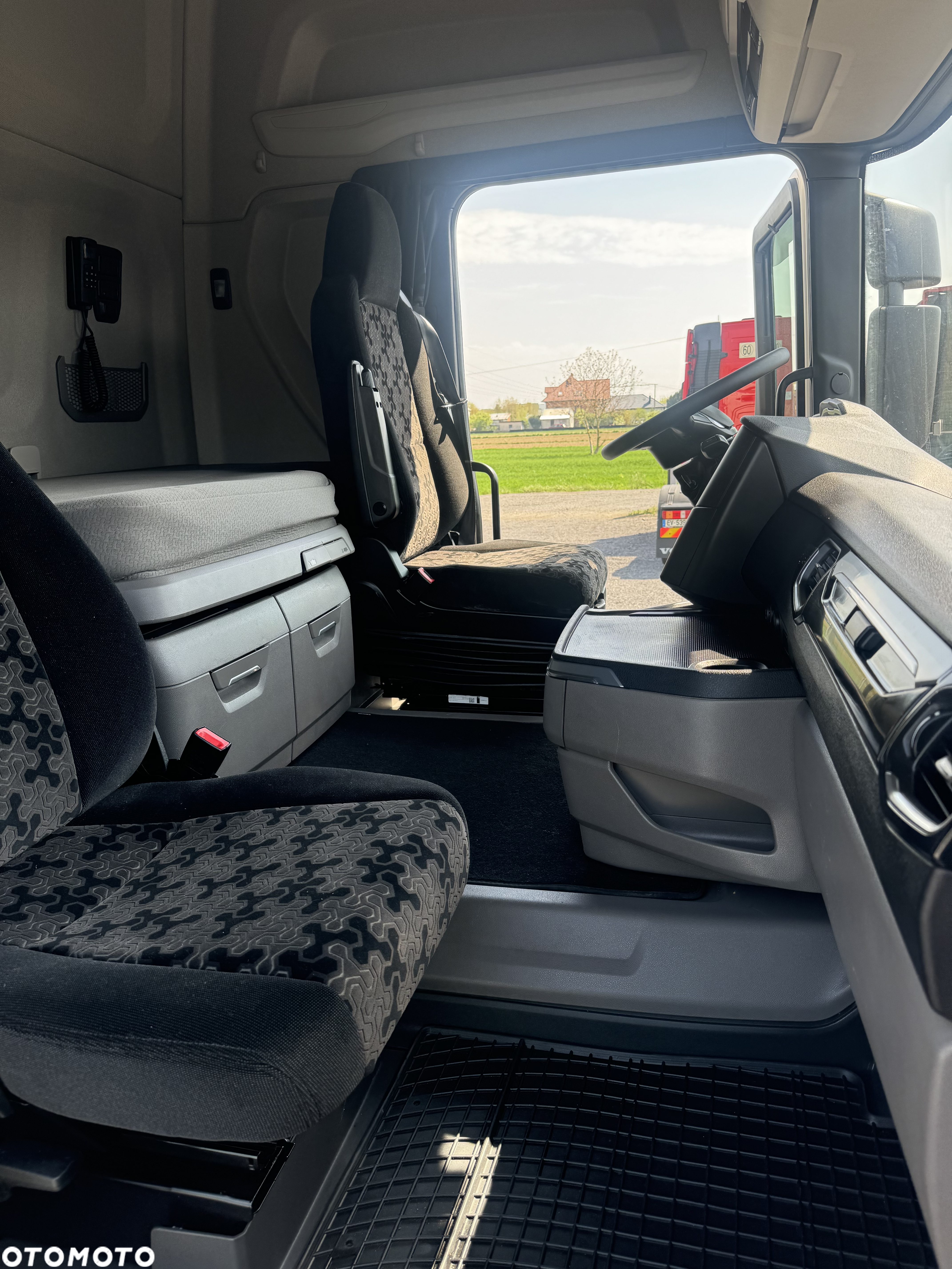Scania R450 / Automat / Retarder / 2 Zbiorniki / Koła 315/70 / Lodówka / Stan BDB / z Francji - 31