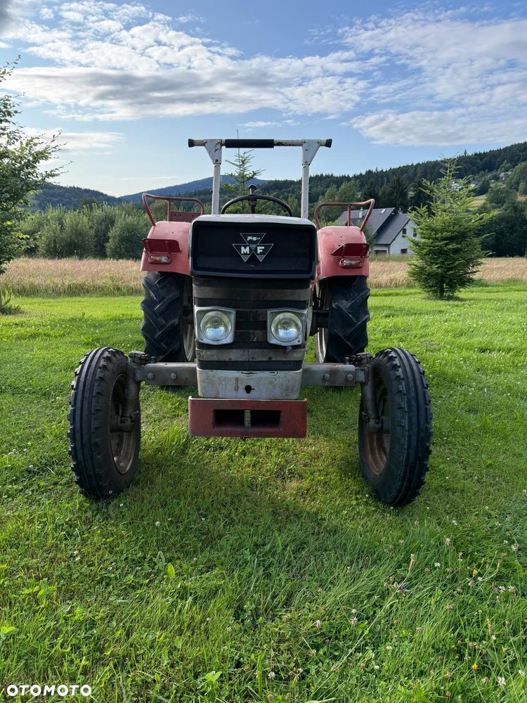 Massey Ferguson - 2