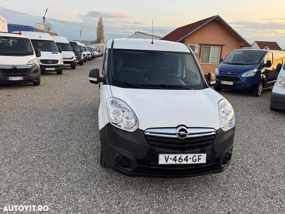Opel COMBO - 3