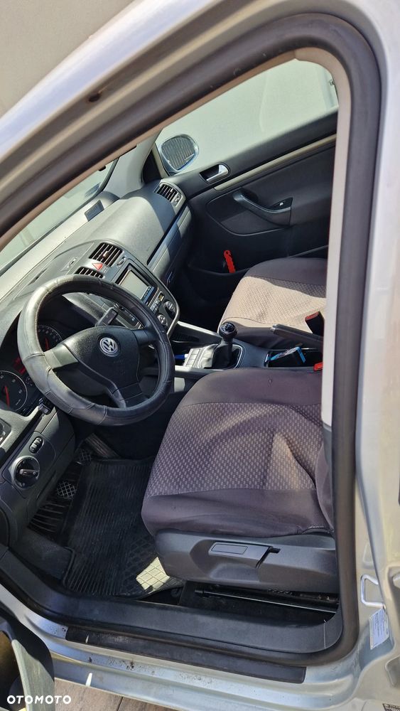 Volkswagen Golf 1.9 TDI Comfortline - 6