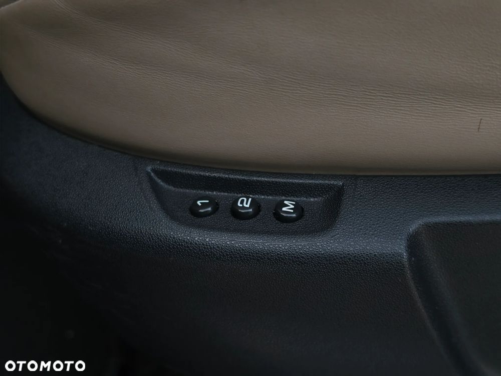 Citroën C4 Picasso - 17