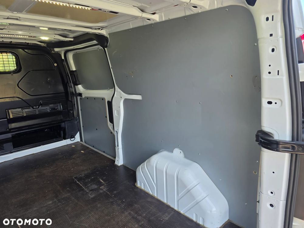 Ford Transit custom 2,2 bez adblu 157000 km trafic vivaro vito klima Tempomat l1h1 - 16