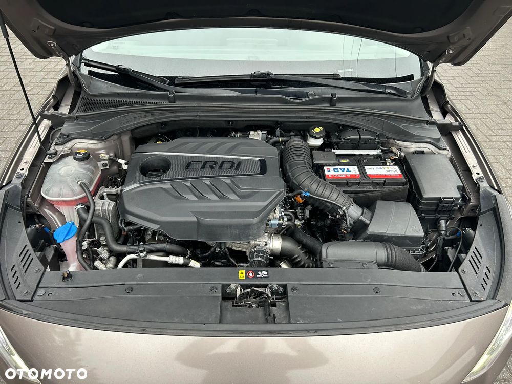 Hyundai i30 1.6 D Comfort DCT - 22