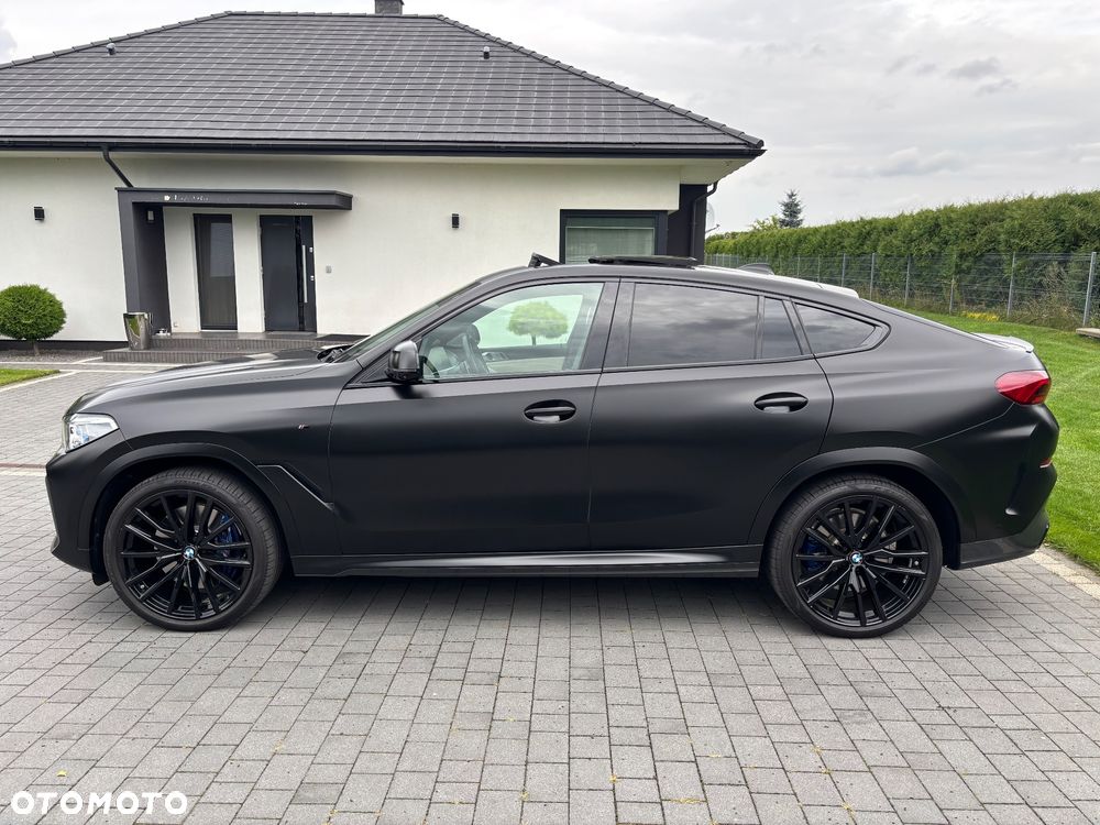 BMW X6 xDrive40d mHEV - 9