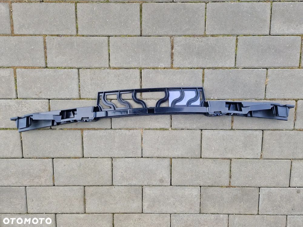 ELEMENT MOCUJĄCY ZDERZAKA TYLNEGO MERCEDES C-KLASA W206 2021-- NOWE ORYGINALNE - 2