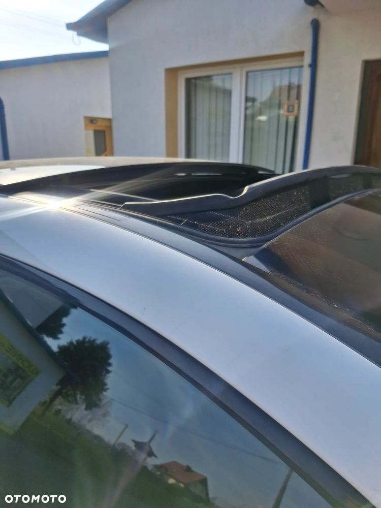 Mercedes-Benz CLA 200 7G-DCT - 22