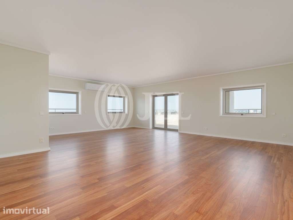 Apartamento T4 Penthouse, Avenida da Boavista, Porto - Grande imagem: 2/56