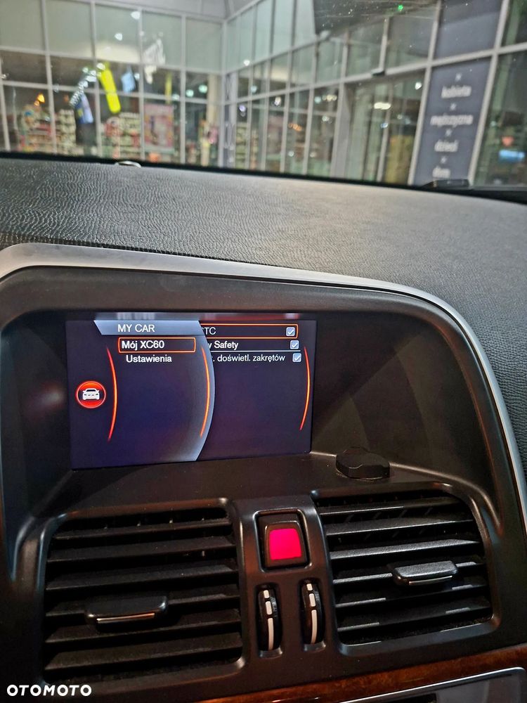 Volvo XC 60 - 15