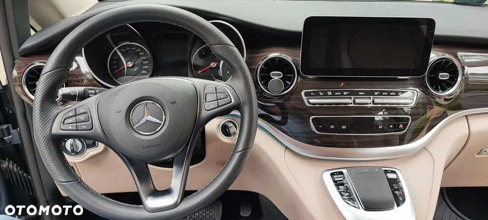 Mercedes-Benz Klasa V 300 d 9G-Tronic (d³ugi) - 14