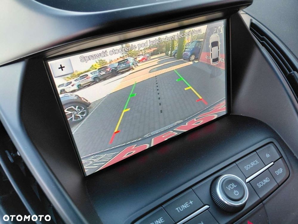 Ford Kuga - 11