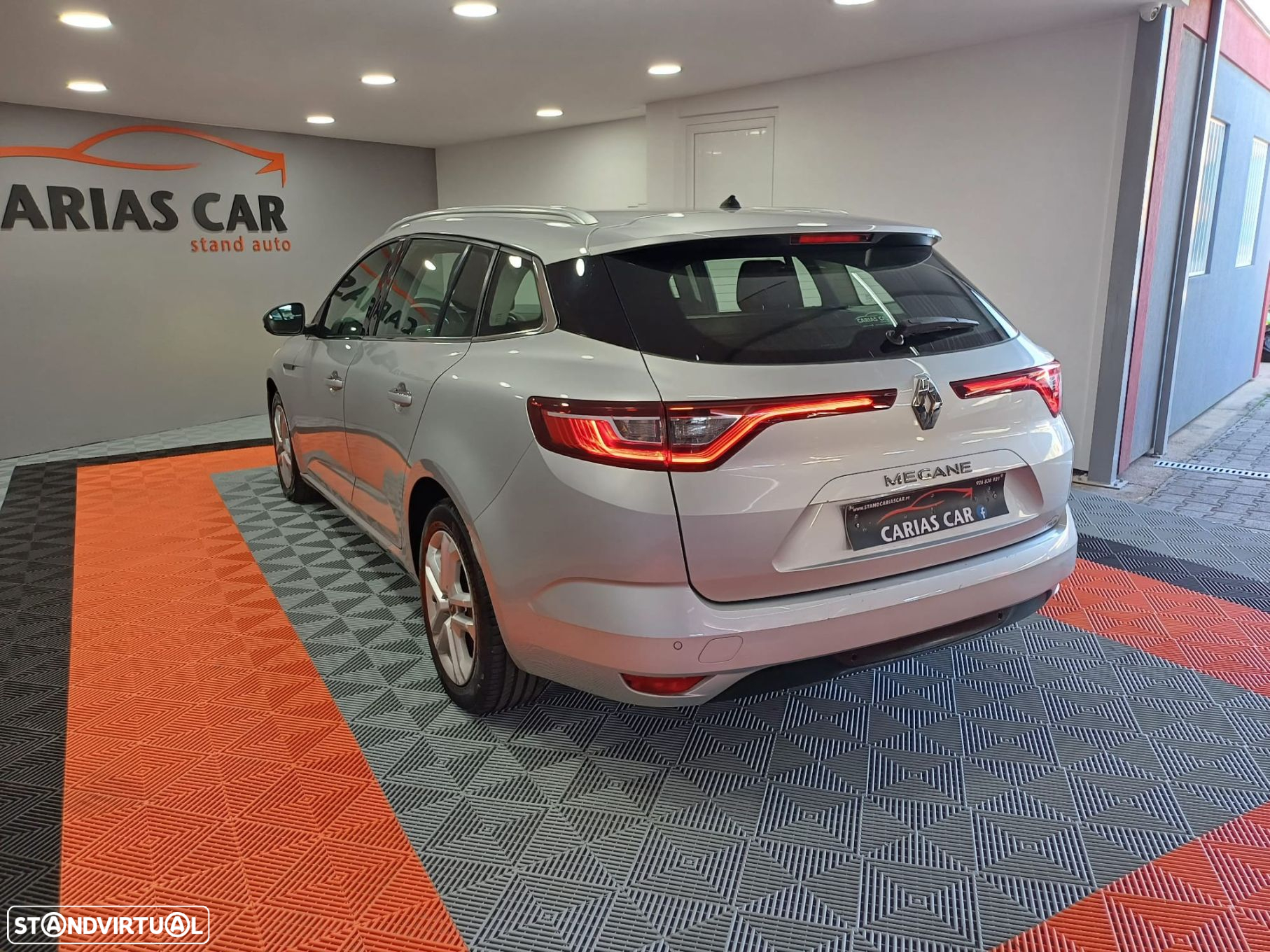 Renault Mégane Sport Tourer 1.5 Blue dCi Limited - 6