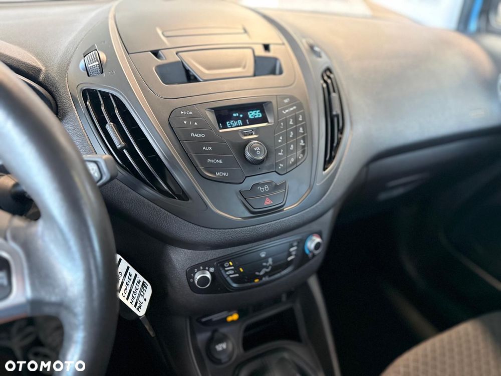 Ford Tourneo Courier 1.0 EcoBoost Ambiente - 23