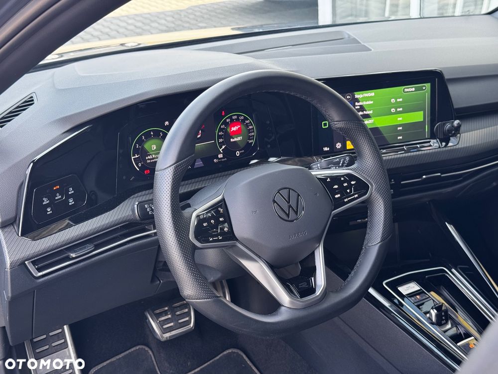 Volkswagen Golf 1.5 eTSI EVO R-Line DSG - 10