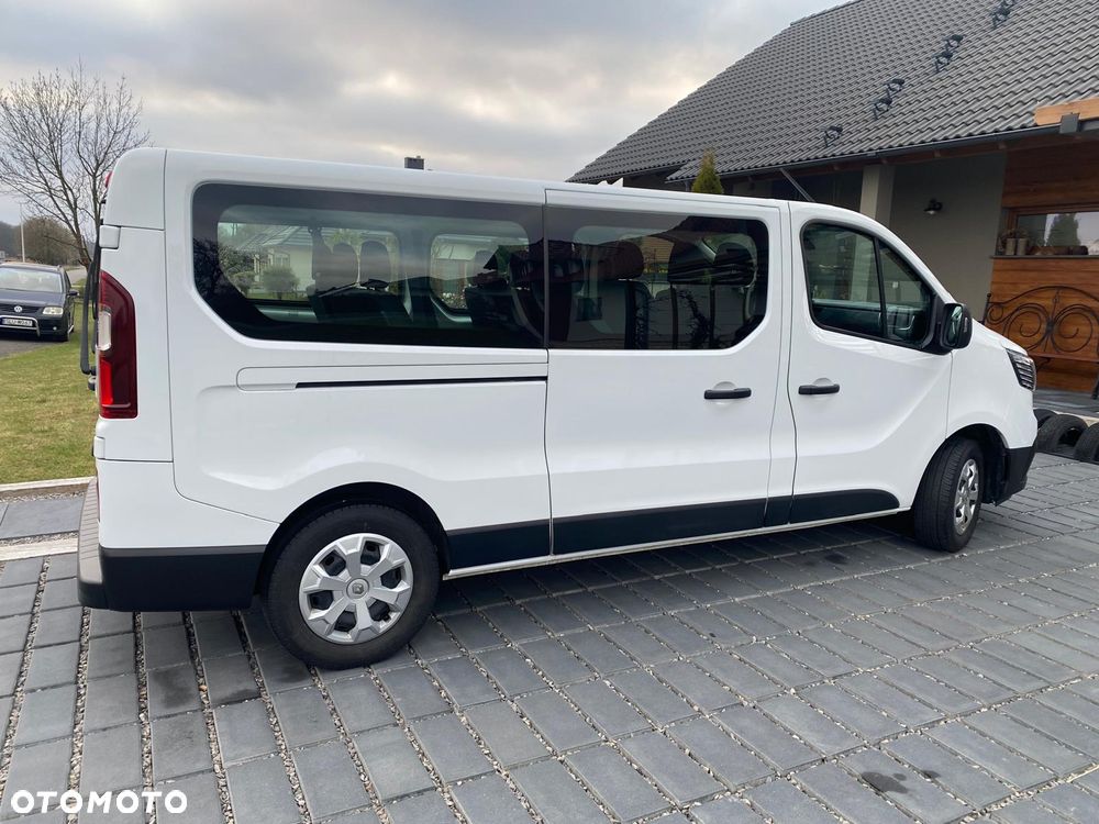 Renault Trafic Grand 2.0 dCi - 3