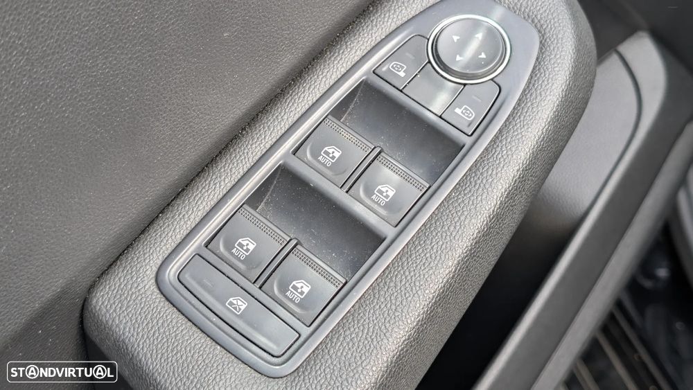 Renault Clio TCe 90 EVOLUTION - 16