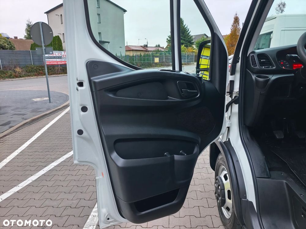 Iveco 35C16 Daily - 17