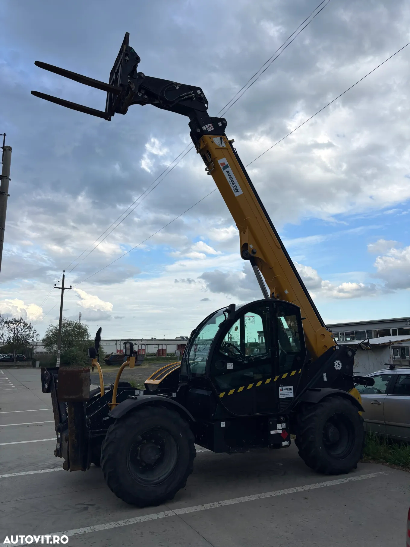 De inchiriat Telehandler Fix - 6