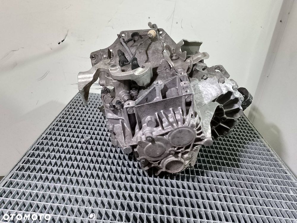SKRZYNIA BIEGÓW MANUALNA FORD KUGA AV41-12A650-CJ 1.5 ECOBOOST - 5