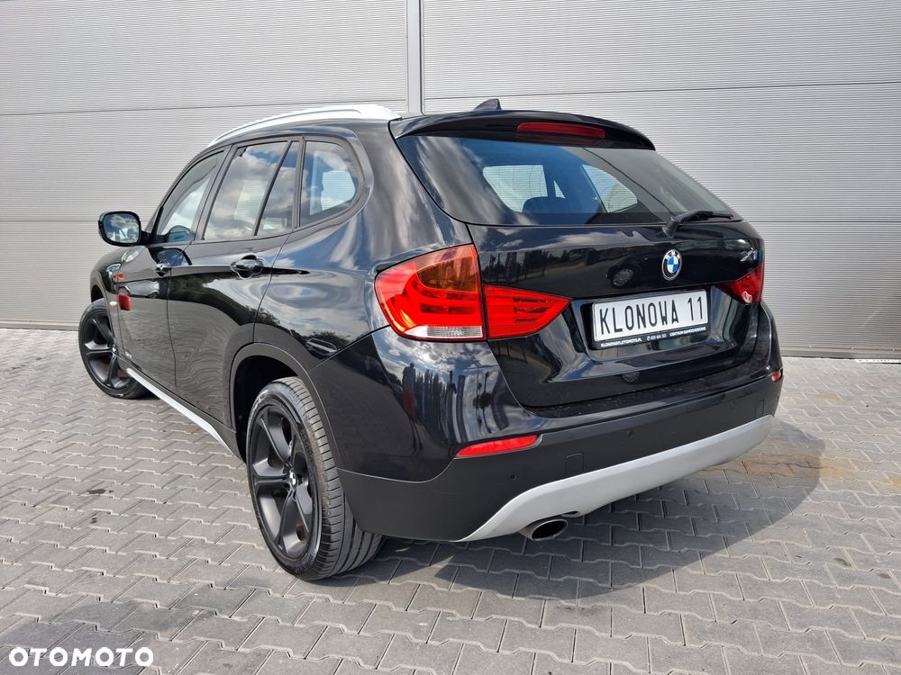 BMW X1 sDrive18i Sport Line - 31
